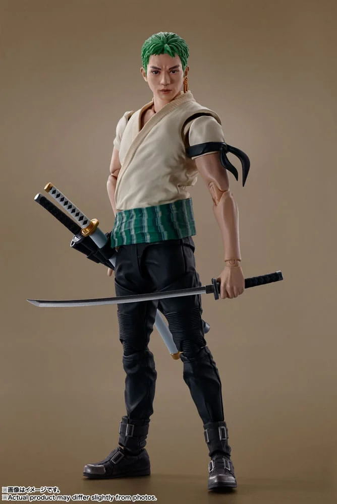 ONE PIECE NETFLIX - Roronoa Zoro - Figurine S.H. Figuarts 14cm