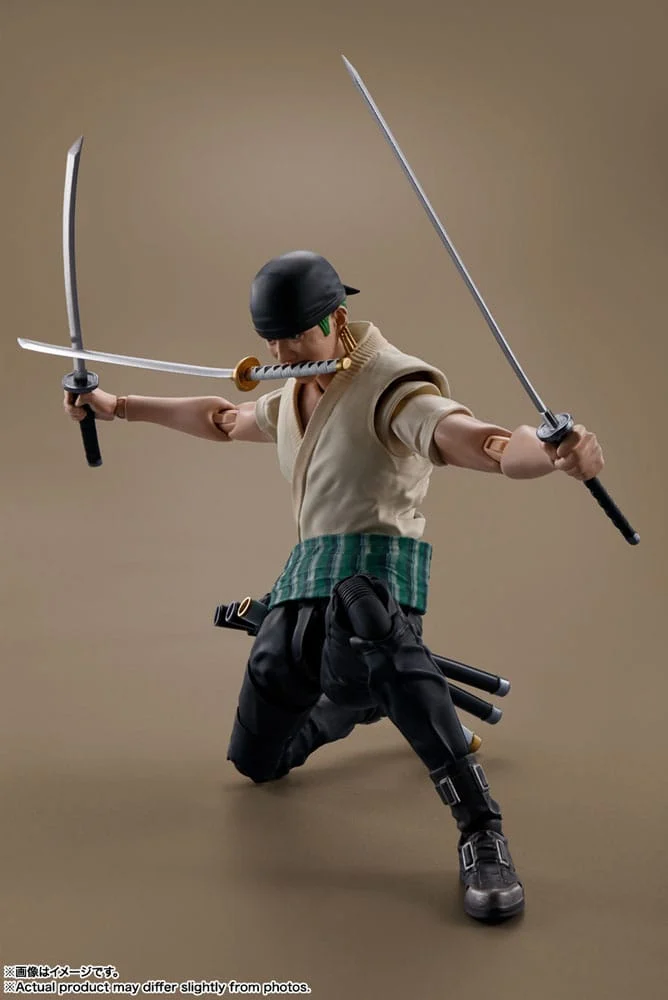 ONE PIECE NETFLIX - Roronoa Zoro - Figurine S.H. Figuarts 14cm