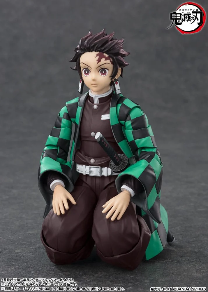 DEMON SLAYER - Tanjiro Kamado - Figurine S.H. Figuarts 14cm