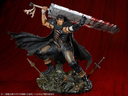 BERSERK - Guts "Black Swordsman" - Statuette 1/7 26cm