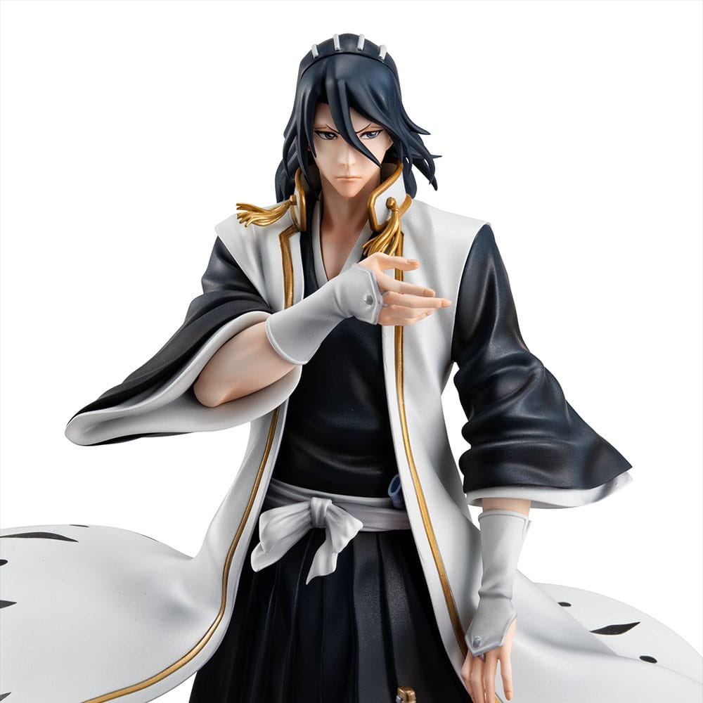 BLEACH - Byakuya Kuchiki - Statuette G.E.M. 25cm